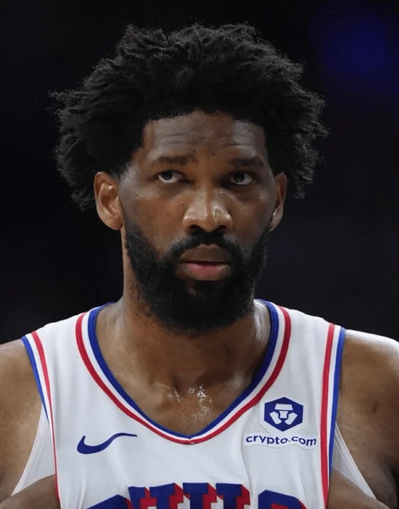 开云平台-大帝归来！恩比德近8战场均27.8分7.9篮板，投篮命中率52.0%