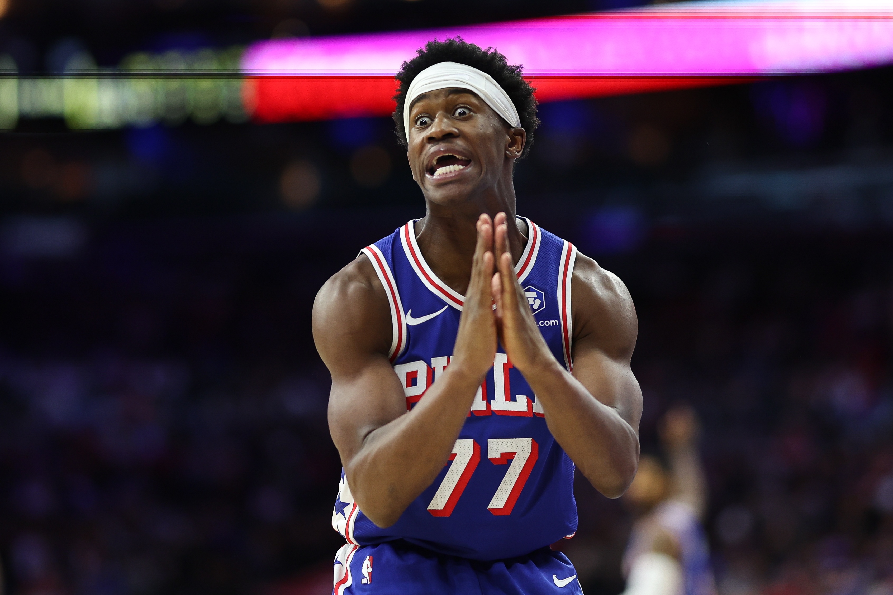 纳斯：埃奇库姆非常全面打球很沉稳 他一直保持着同样的职业精神