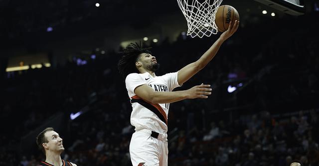 开云APP-夏普24+9奥孔古26+9 开拓者主场轻取老鹰